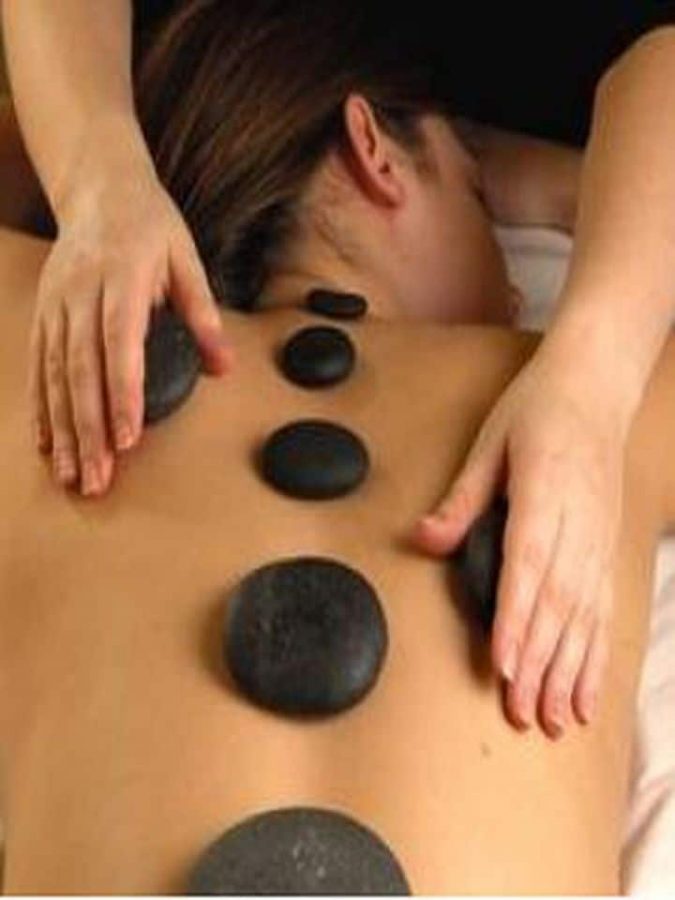 Massage pierres chaudes 201153016336 1 e1514368387196